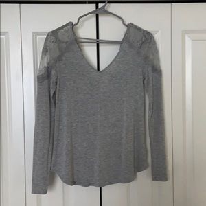 American eagle v-neck